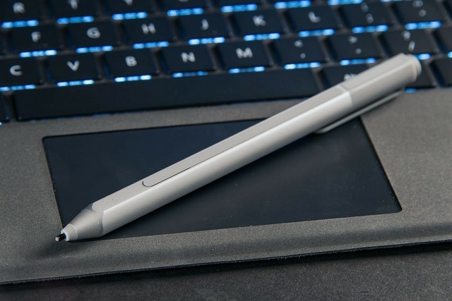 微软新专利通过申请:一款多功能的surface pen