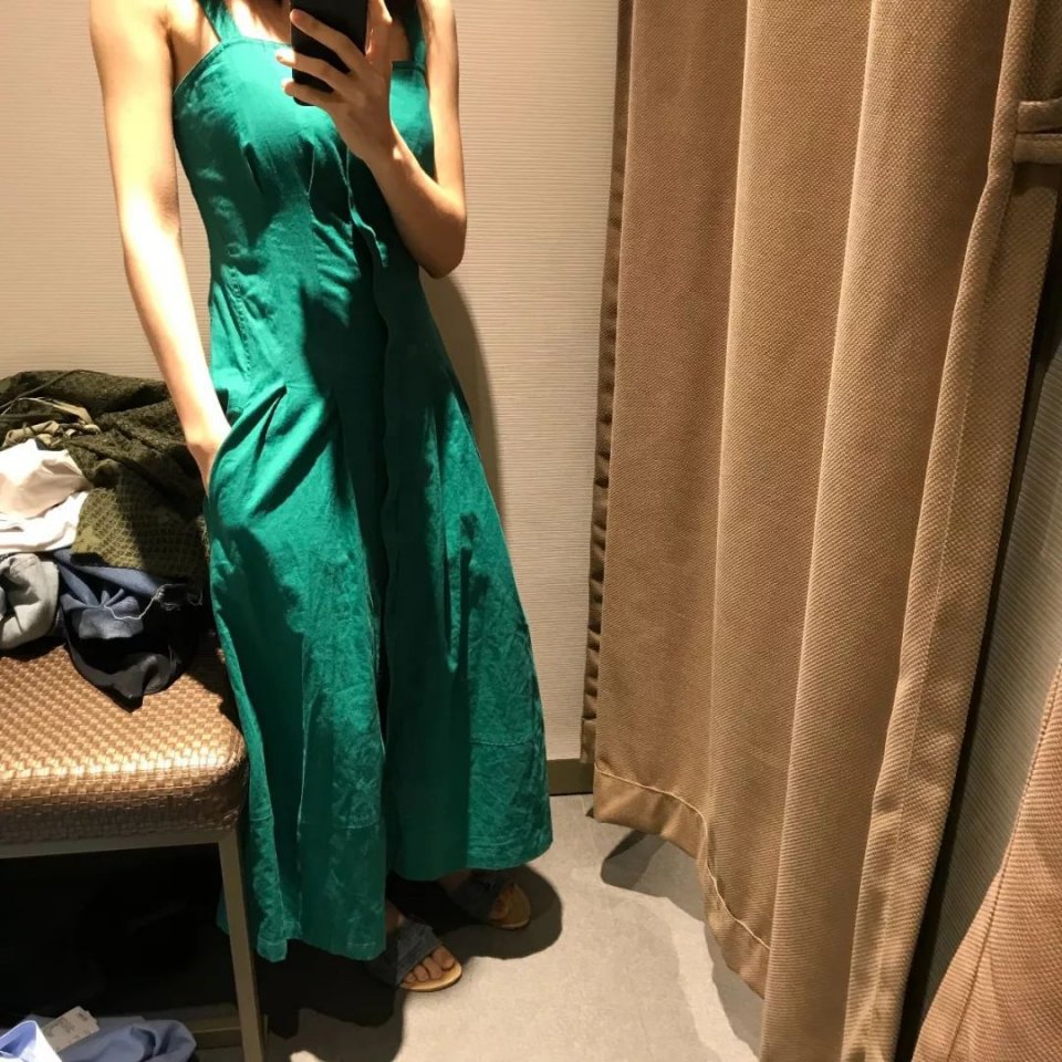国货UR是开挂了吗？不仅款式吊打ZARA，均价也只要100块