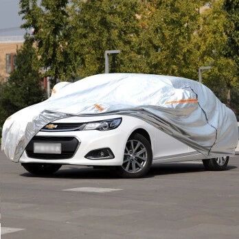 盖车衣罩被通知交罚款200、扣12分。这是犯啥错了？