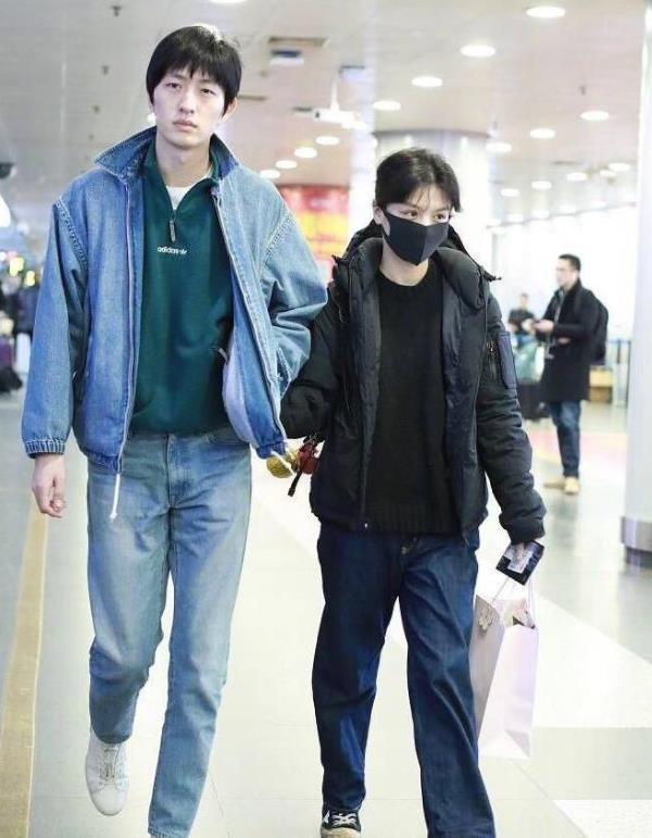 春夏金大川分手了？恋爱半年没一张合照，现在还取关了对方