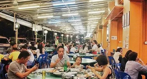 在马来西亚吃印度菜：太魔幻了！
