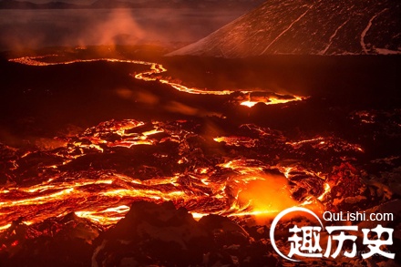 什么是火山地狱揭秘中国神话中的十八层地狱