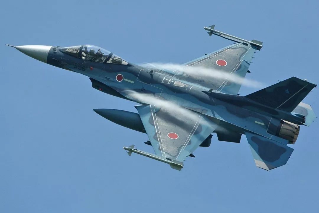 剑指中国?日本山寨机f-2a一反常态赴美空战训练,中国空军能否应付?