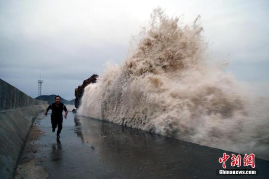 热带风暴“木恩”影响华南等地 京津冀等地局地超40℃