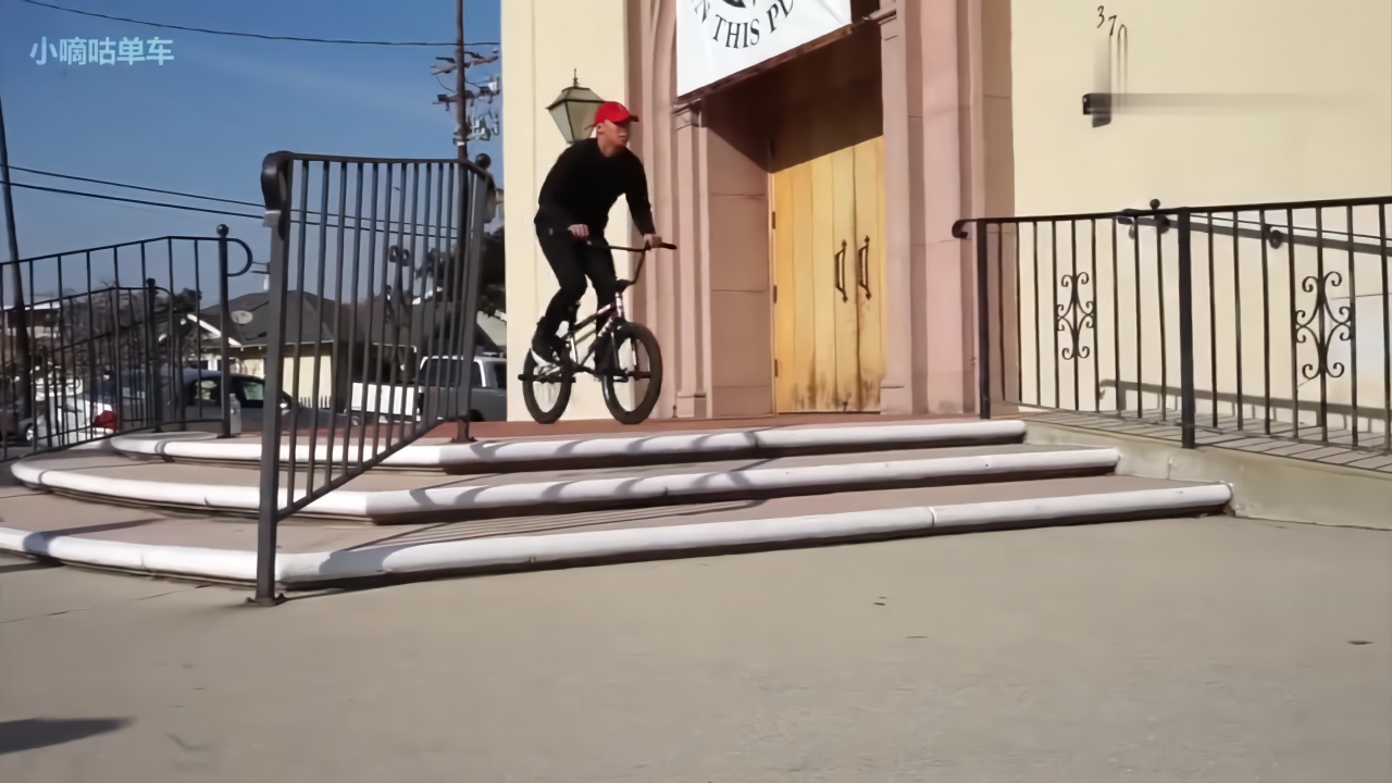 bmx小轮车日常，怼栏杆，再怼栏杆