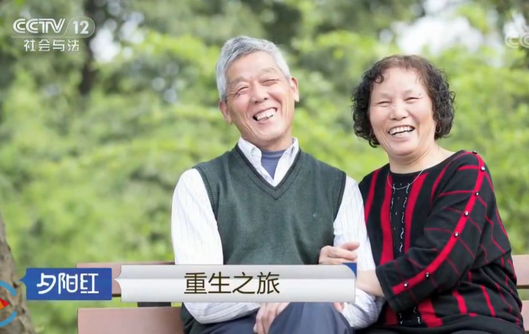 70岁患癌,他从南半球的8000米高空跳下,奇迹发生了……