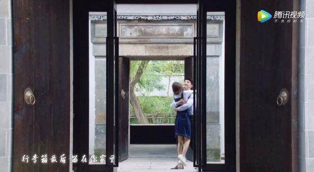 壁咚、摸头杀算啥？赵丽颖新剧竟然开启了仰卧起坐接吻模式！