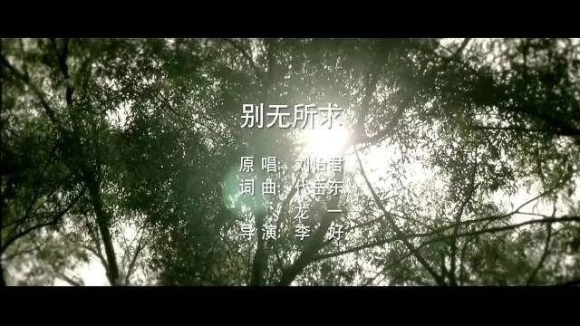 在新加坡隐婚？整成李小璐？下巴能戳胸，她没法儿翻身了