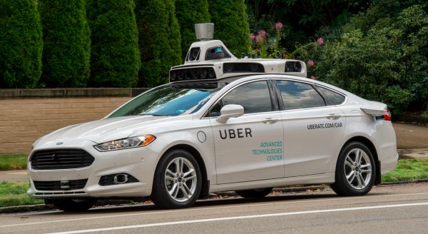 LIDAR : 自动驾驶汽车的关键传感器