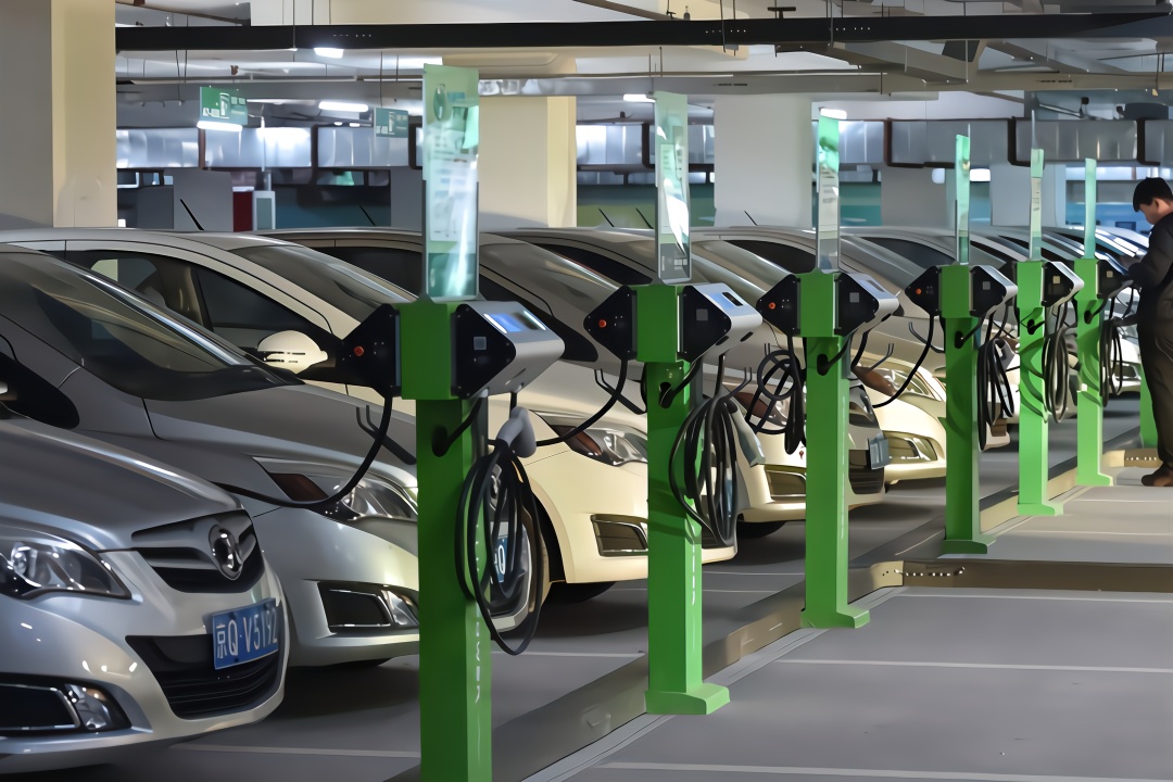 现在的国产新能源车到底什么水平？看到国外的新能源车才知道差距