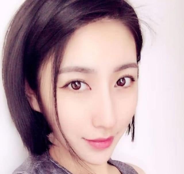 陈羽凡同居女友真实身份曝光，多张照片陆续被扒出