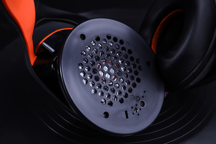 Tritton ARK200评测：好音质没有束缚 声色具备的无线游戏耳机