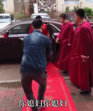 婚礼翻车现场哈哈哈哈哈哈