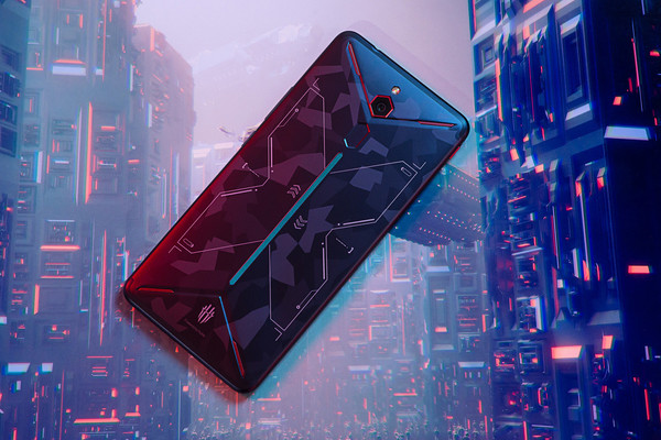 红魔Mars电竞手机将开售 竟然这么酷炫!