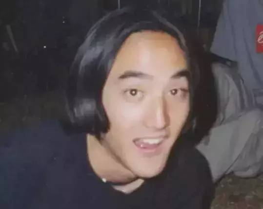 听了腾格尔,我把腿抖断了