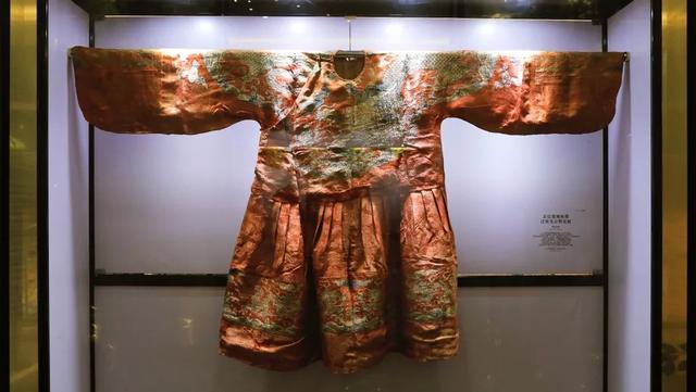 惊艳一座城！花样年·江山展示中心现已璀璨揭幕