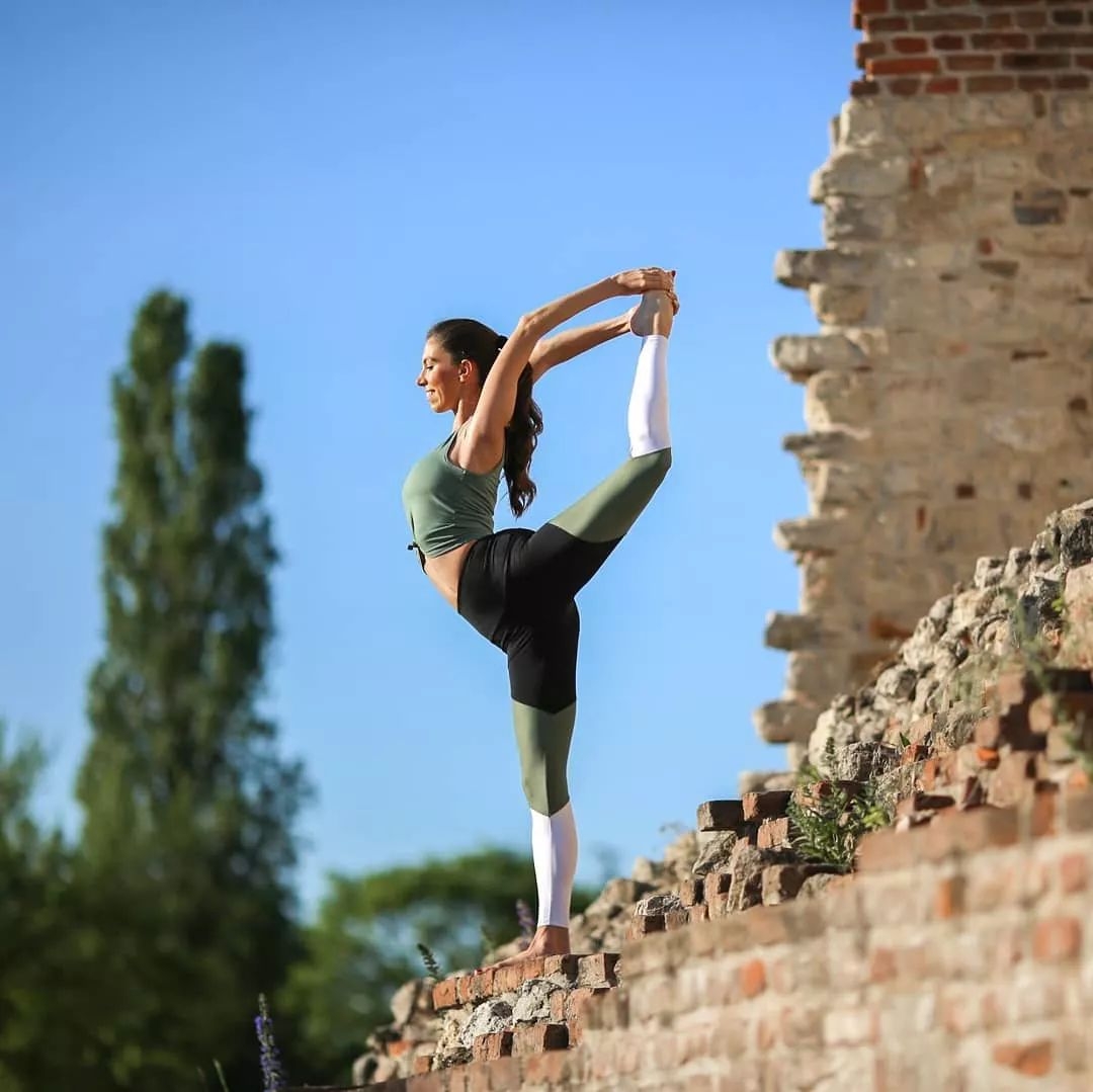 健身房,游泳馆,在家练瑜伽,3个条件只要练对任