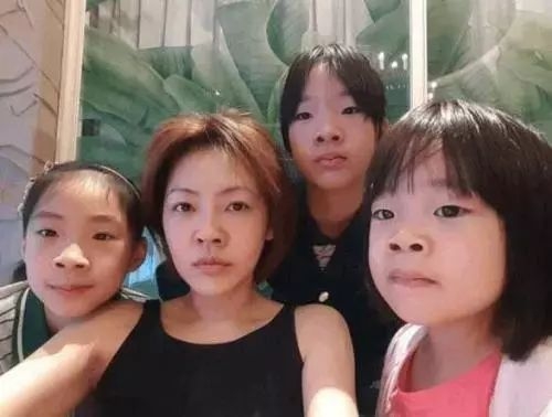 小S女儿新照靓过妈妈！这位明星因女儿被群嘲，想出国隐退