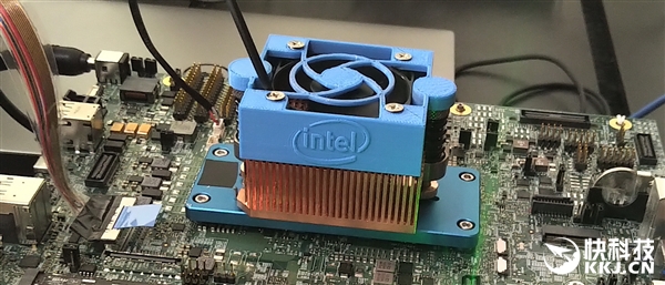 Intel一口气公布六代全新CPU架构！7-Zip提升达75％