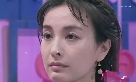 可怕！当红女明星脸上集体出现了这个东西！