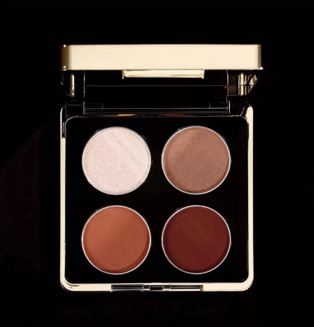 佟丽娅这种神仙都hold不住刷爆朋友圈的故宫口红？吴谨言却赢了…