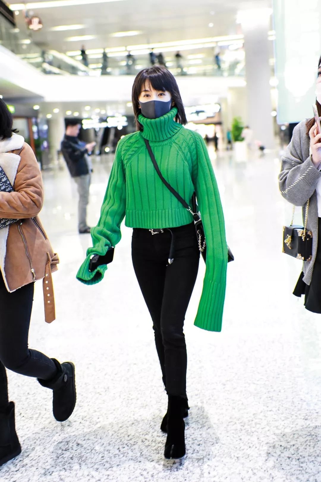 时髦不臃肿，被蔡徐坤、杨超越、吴谨言的毛衣疯狂种草