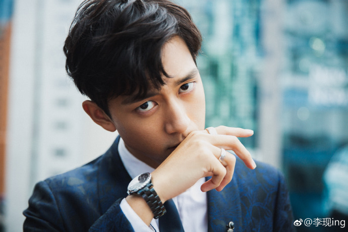 李现染黄发秒变非主流，网友：快给我染回来！