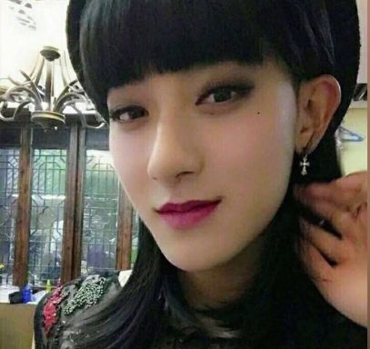 千万不要和直男聊口红