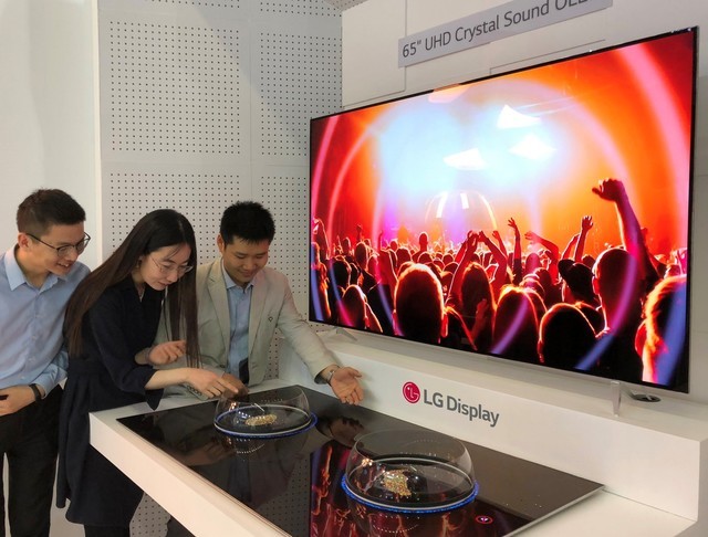 LG Display CSO面板技术获2018年度产业创新大奖