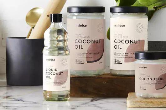 比张雨绮还壕无人性的女星也就她了，把2克拉的钻石磨成粉涂脸！