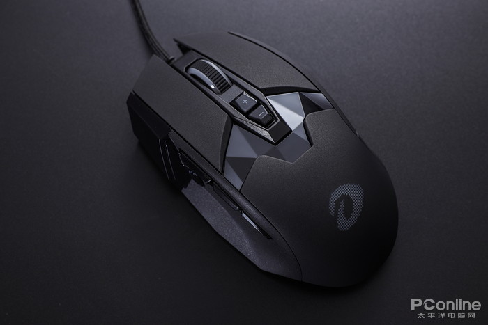 旗舰级鼠标应该有什么样子？武装到牙齿的鼠标：达尔优EM945评测