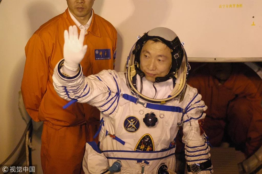 “虽是太空竞赛后来者，但中国最可能获胜“