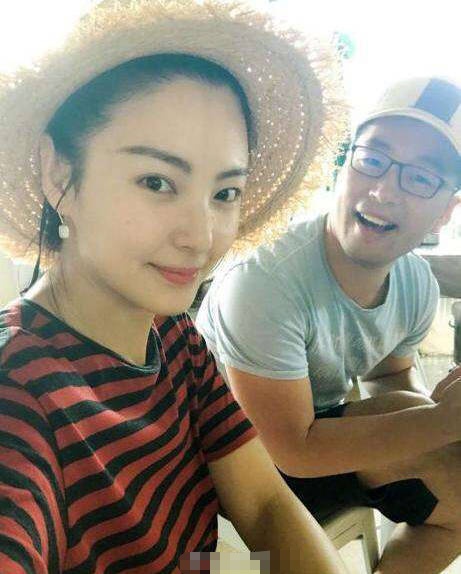 开年撕逼大戏!袁巴元称张雨绮狐臭荡妇随意开