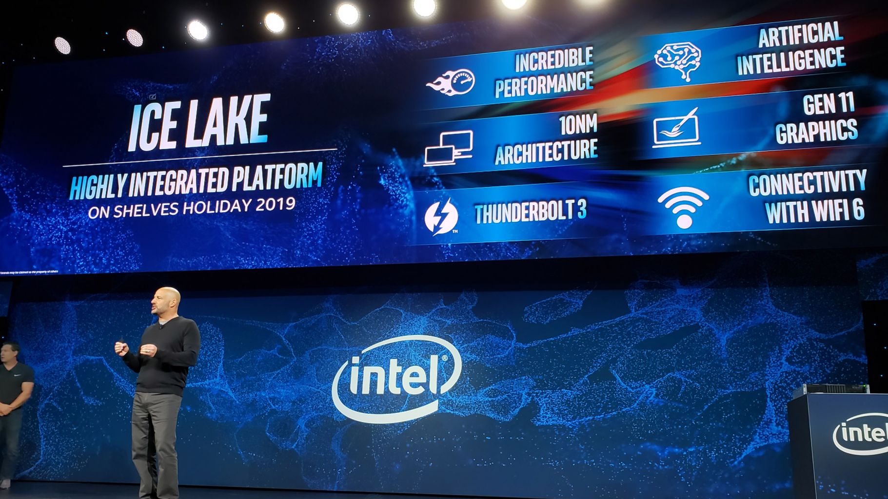 英特尔展示多项下一代PC新技术：冰湖、雅典娜和Lakefield等