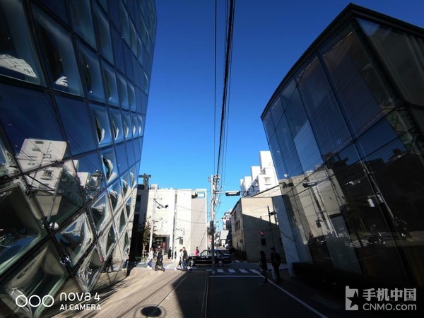 当华为nova4遇见东京：古今交融唯有广角相配