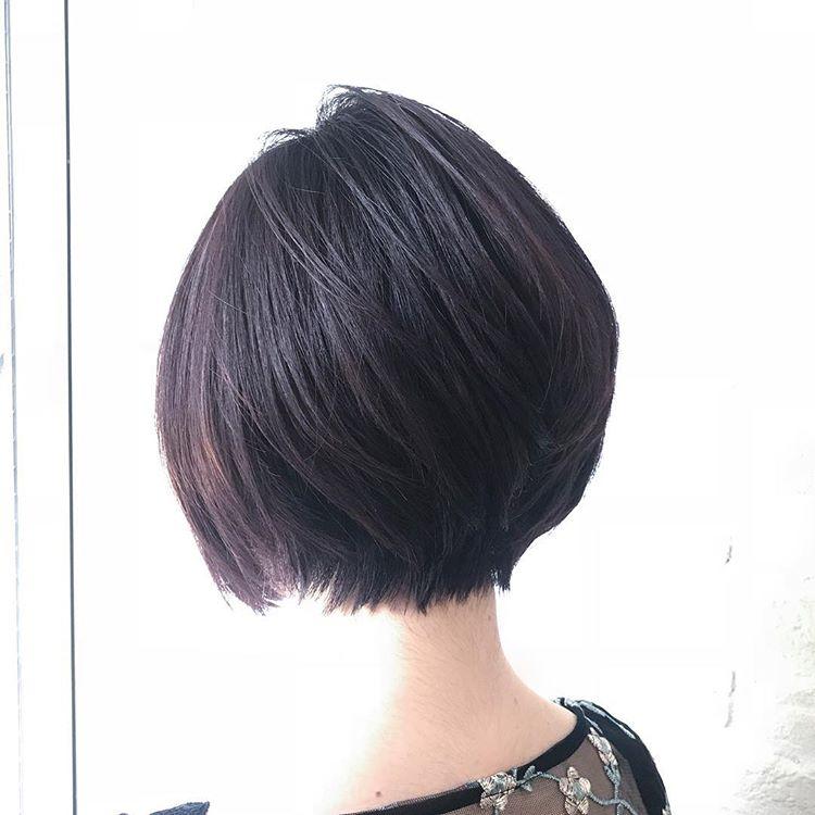 小颜效果好，这样的波波头发型显年轻