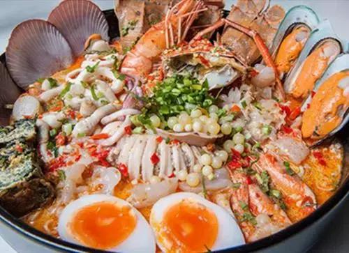 影帝梁家辉主演,电影《情人》取景地之一,法式浪漫的独特小城