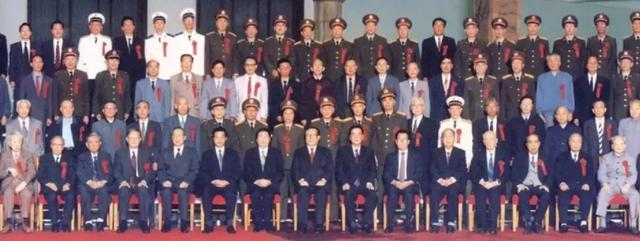 他说，中国能做出氢弹，于是中国有了