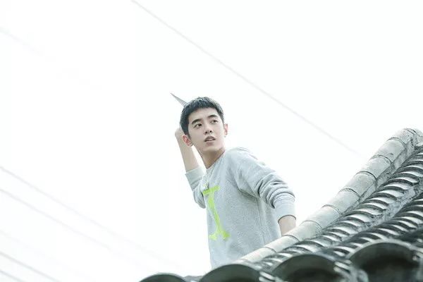 彭昱畅,梁靖康《疯犬少年的天空》集结了多少你的小墙头?