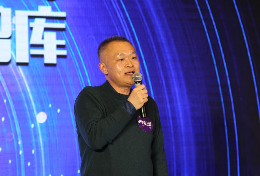原人民日报评论部主任杨健