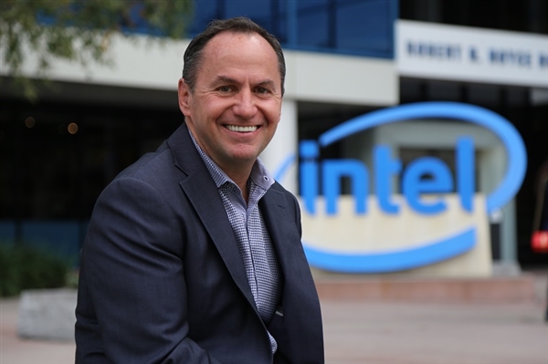 Intel正式任命Robert Swan为公司新CEO：已代理7个月