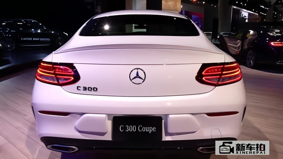 2019 奔驰 c300 coupe,打开车门瞬间,你还要宝马330i吗?