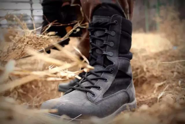 仅仅22年！97式到17式，中国作战靴都有哪些型号？