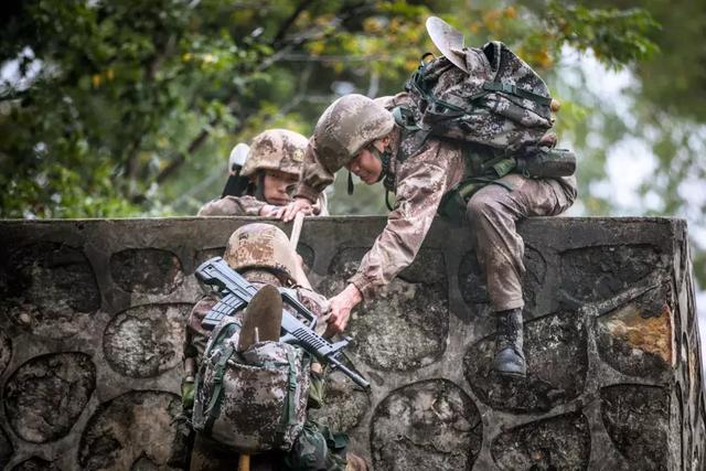 仅仅22年！97式到17式，中国作战靴都有哪些型号？