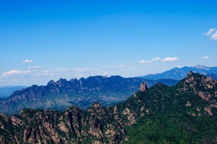 阳光使者 | 绿树村边合,青山郭外斜的小山村