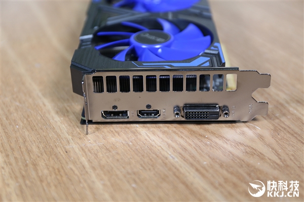 影驰GTX 1660 Ti大将显卡拆解图赏：蓝色风扇夺目