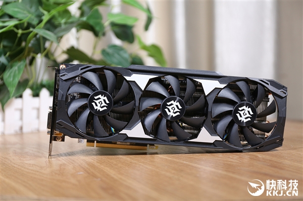 索泰GTX 1660 Ti X-Gaming OC显卡拆解图赏：三风扇