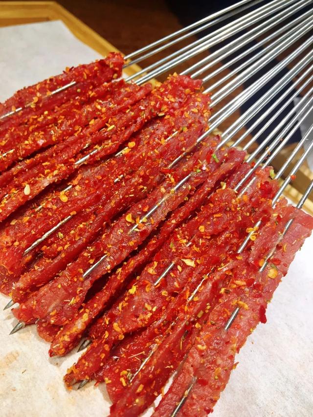 三分熟配小酒,小串子整上一宿,长春世光路农安三分熟真是老霸道