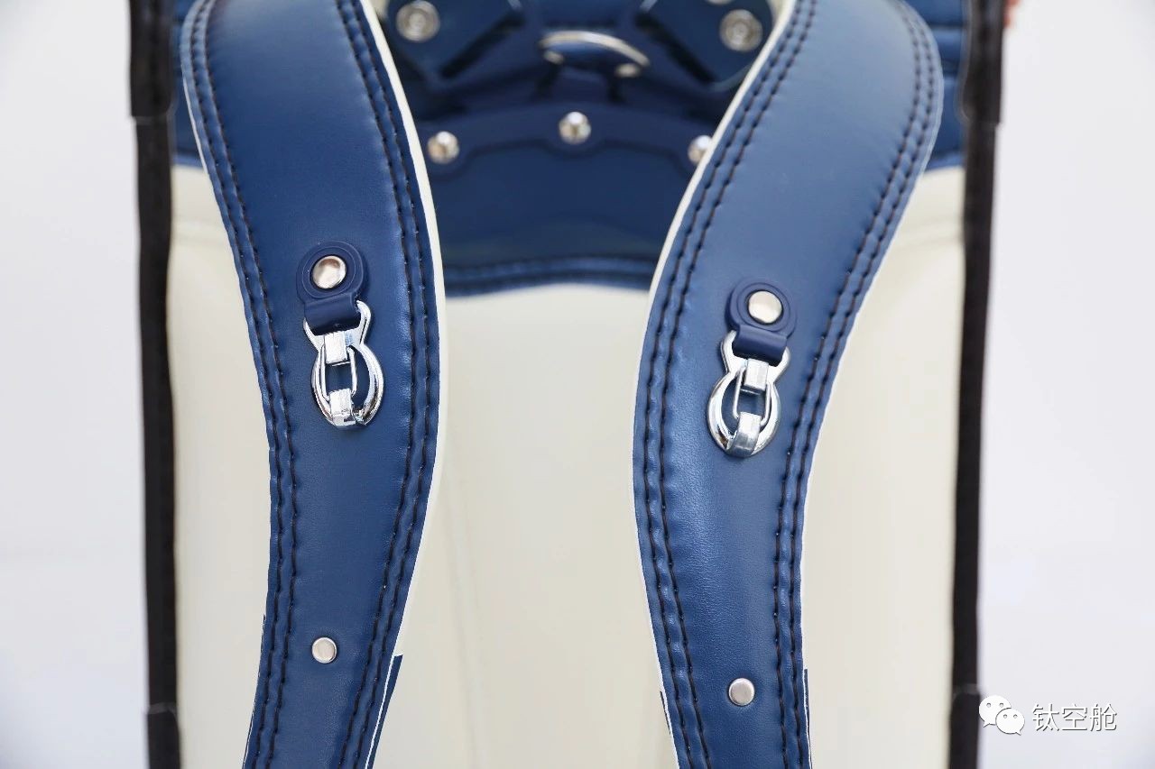 防溺水、抗撞击的救命书包，小学幼儿园给“配齐”｜钛空爆款