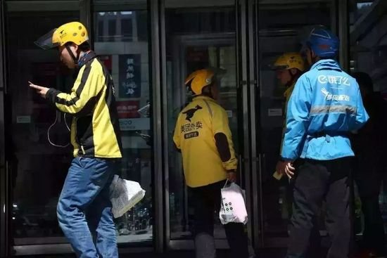 饿了么正式亮剑！招聘80万骑手，就问美团慌不慌？